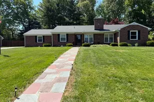14 Charles Ave, Stewartstown, PA 17363 - Photo 7