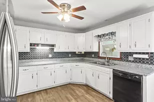 930 Westminster Ave, Hanover, PA 17331 - Photo 15
