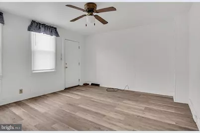 951 E King Street, York, PA 17403 - Photo 5