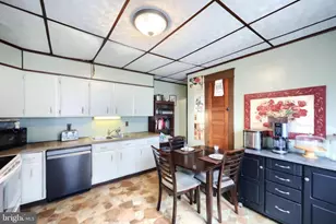 229 W High St, Red Lion, PA 17356 - Photo 9