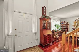 25 Cornell Dr, Hanover, PA 17331 - Photo 9