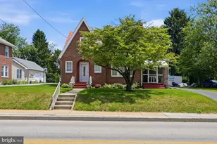 69 S Main St, Stewartstown, PA 17363 - Photo 3