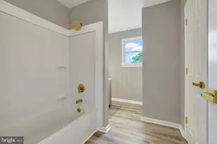 1307 S Albemarle St, York, PA 17403 - Photo 13
