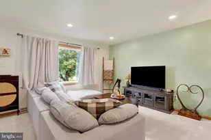 1 Cardinal Dr, Hanover, PA 17331 - Photo 5