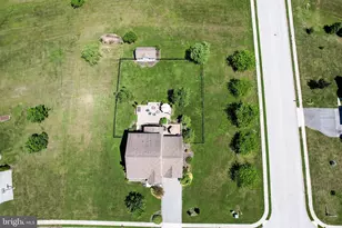 2286 Swiftwater Dr, Hanover, PA 17331 - Photo 3