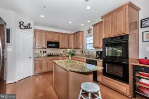 2286 Swiftwater Dr, Hanover, PA 17331 - Photo 7
