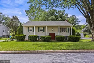 120 Homewood Dr, York, PA 17403 - Photo 1