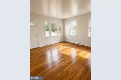 102 N Oxford Street, East York, PA 17402 - Photo 3