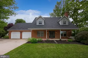 70 Dogwood Ln, Manchester, PA 17345 - Photo 1