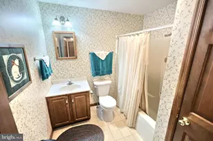 705 Washington Ave, Hanover, PA 17331 - Photo 33