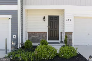 380 Locust Run Dr, York, PA 17404 - Photo 3