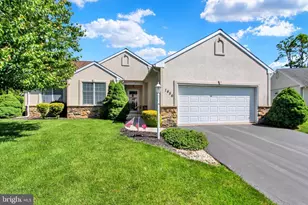 1456 Wheatfield Dr, York, PA 17408 - Photo 1