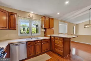 329 Shasta Dr, York, PA 17402 - Photo 11