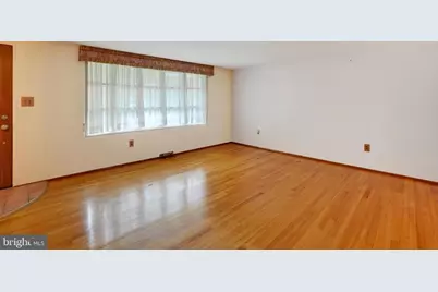 545 Skyview Drive, York, PA 17406 - Photo 3