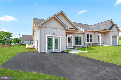 129 Heather Glen Drive, Red Lion, PA 17356 - Photo 3