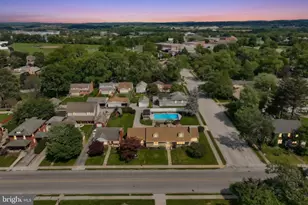 1001 Broadway, Hanover, PA 17331 - Photo 3