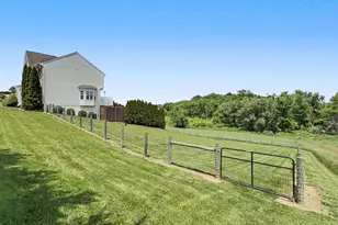 3443 Beaver Dam Rd, Stewartstown, PA 17363 - Photo 5