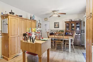 1126 Cobblestone Ct, Hanover, PA 17331 - Photo 7