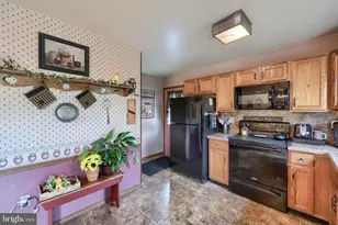 2251 Meeting House Rd, Spring Grove, PA 17362 - Photo 11