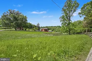 4941 Walters Hatchery Rd, Spring Grove, PA 17362 - Photo 17