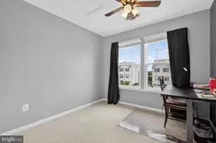 37 S Center St, Hanover, PA 17331 - Photo 25