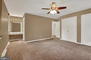 3240 Round Hill Rd, York, PA 17402 - Photo 19