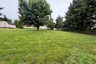 2060 Sandalwood Ct, York, PA 17404 - Photo 5