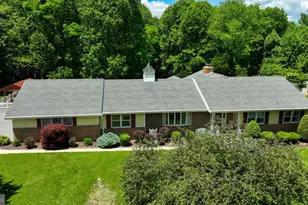 5380 Rayma Dr, York, PA 17407 - Photo 5