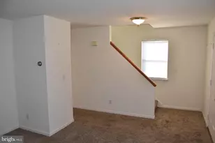 11 N 5th St, Mount Wolf, PA 17347 - Photo 5