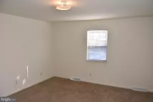 11 N 5th St, Mount Wolf, PA 17347 - Photo 3
