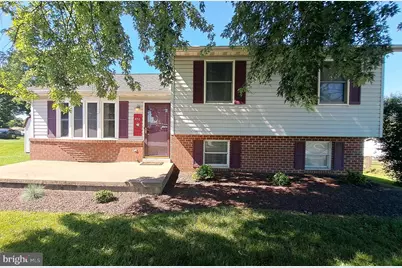 451 Clover Lane, Hanover, PA 17331 - Photo 1