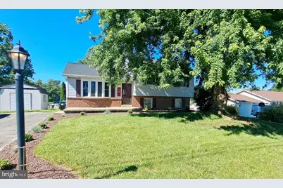 451 Clover Lane, Hanover, PA 17331 - Photo 3