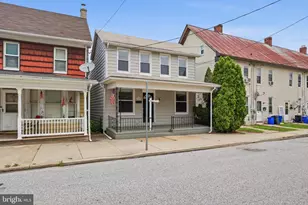 105 E Maple St, Dallastown, PA 17313 - Photo 3