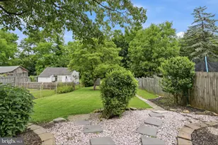 105 E Maple St, Dallastown, PA 17313 - Photo 33