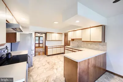 87 Churchill, York, PA 17403 - Photo 23