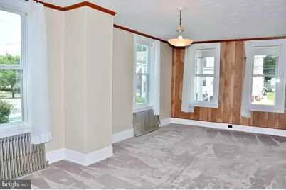 33 W Forrest Avenue, Shrewsbury, PA 17361 - Photo 9