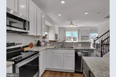 155 Sussex Place, Shrewsbury, PA 17361 - Photo 5