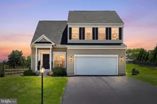 2322 Water Garden Dr, Hanover, PA 17331 - Photo 1