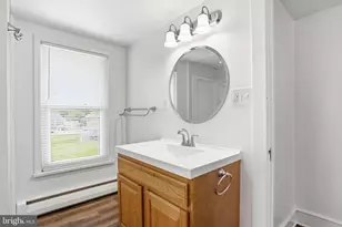 41 Center St, Hanover, PA 17331 - Photo 23