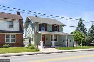 41 Center St, Hanover, PA 17331 - Photo 3