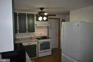 236 W Ore St, Seven Valleys, PA 17360 - Photo 11