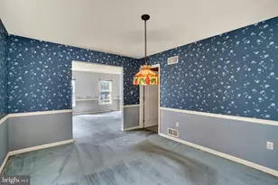1641 Rainbow Cir, York, PA 17408 - Photo 9