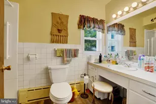 659 W Broadway, Red Lion, PA 17356 - Photo 7