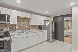 315 N Penn St, York, PA 17401 - Photo 9