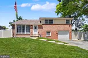 2447 Princeton Rd, York, PA 17402 - Photo 1