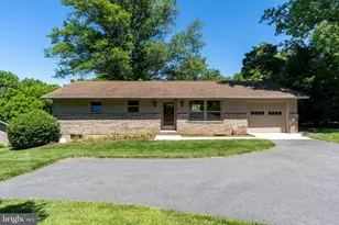 4156 Wilshire Dr, York, PA 17402 - Photo 1