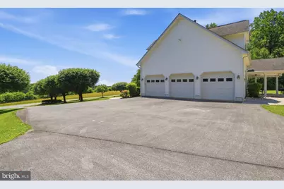 6340 Hunters Ridge Lane, Stewartstown, PA 17363 - Photo 11