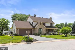 755 Weldon Dr, York, PA 17404 - Photo 3