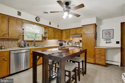 224 Deguy Avenue, Hanover, PA 17331 - Photo 9