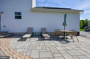 100 Surrey Ln, York, PA 17402 - Photo 35